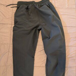 Hiking style pants.  Old Navy.  Medium. gray-green color